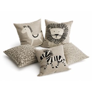 SAFAVIEH - Decorative Pillows set